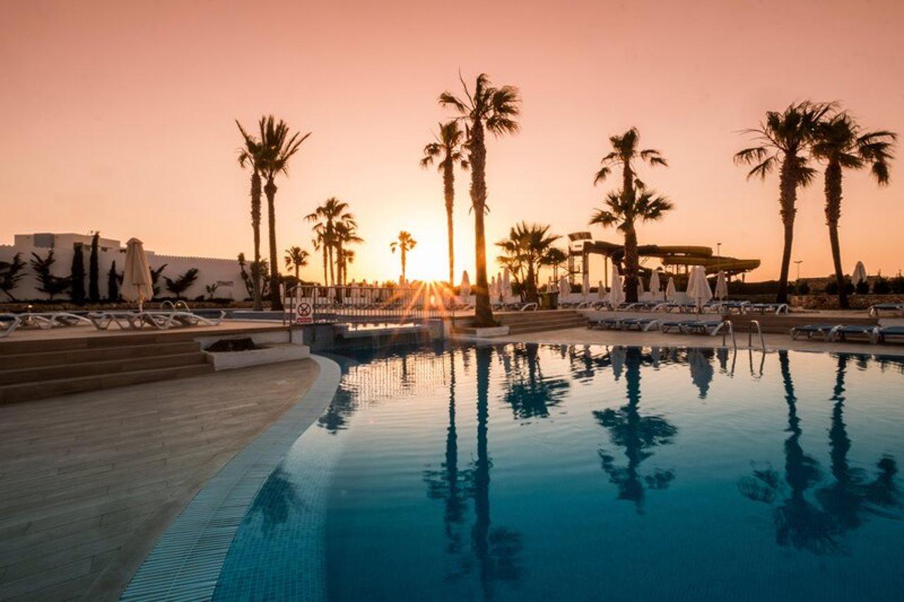 Marinda Garden Aparthotel Cala'N Bosch (Menorca) Exterior foto