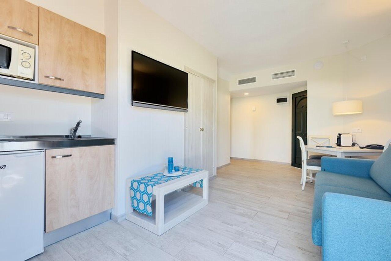 Marinda Garden Aparthotel Cala'N Bosch (Menorca) Exterior foto